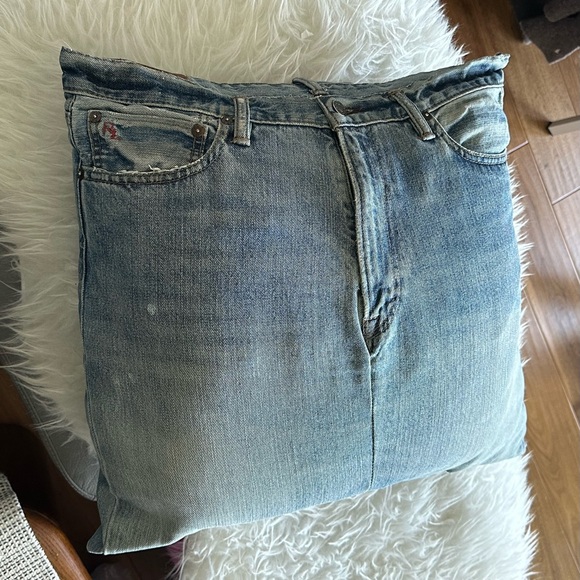 Trendy Jean cushion - Picture 8 of 8